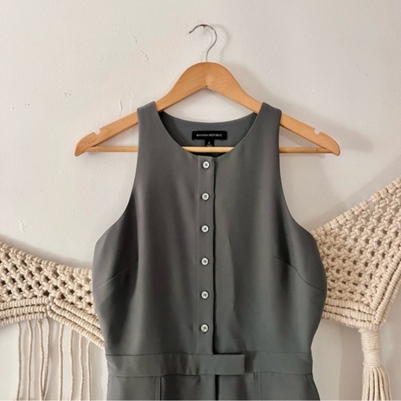 Banana Republic Gray Crepe Button Front Sleeveless Shift Dress - Picture 3 of 11
